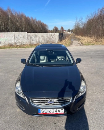 Volvo V60 cena 31900 przebieg: 205000, rok produkcji 2010 z Częstochowa małe 497